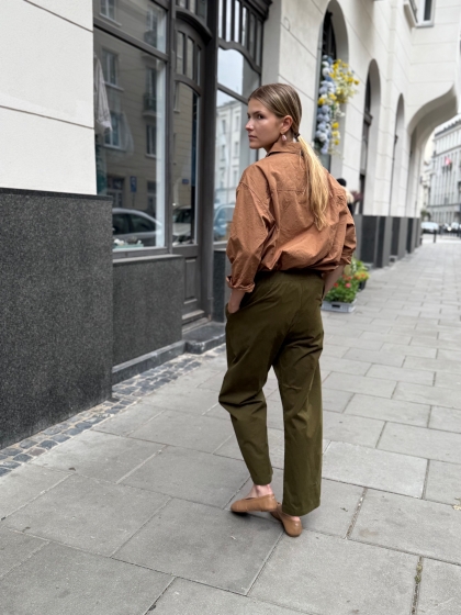 APUNTOB — SPODNIE W KOLORZE OLIWKOWYM