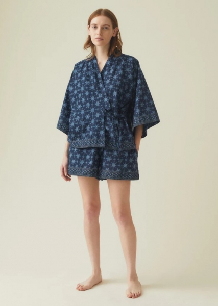 WAKACYJNE KIMONO W ROZGWIAZDY