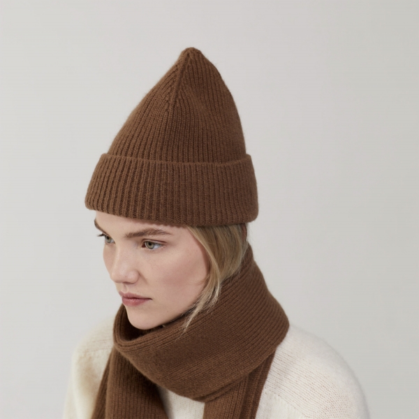WEŁNIANA BEANIE WALNUT LE BONNET